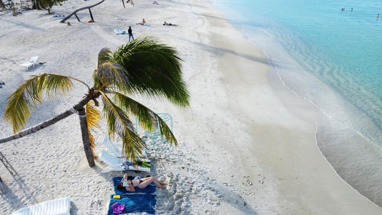 Moodhumaa Inn Guraidhoo  Bagian luar foto